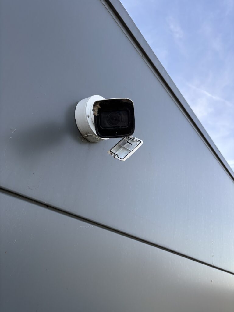 Maintenance Caméra exterieur
