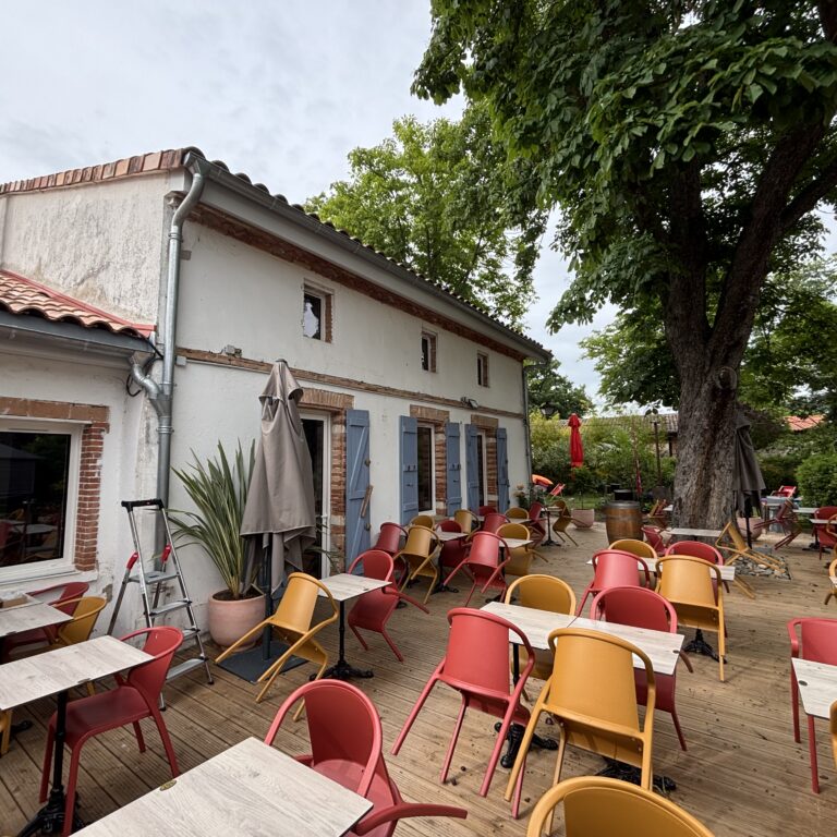 Salle extérieure