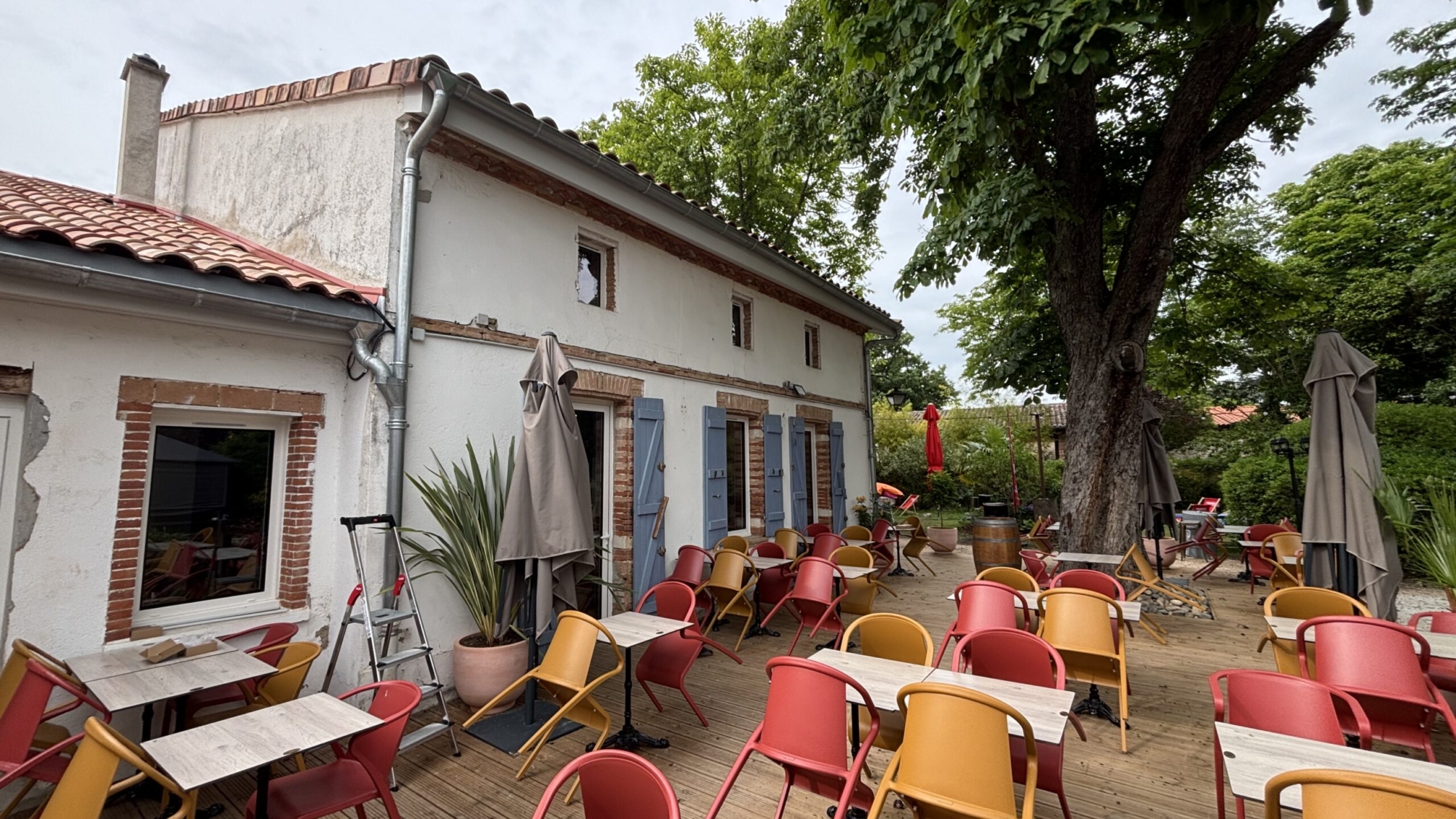 Salle extérieure