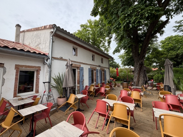 Salle extérieure